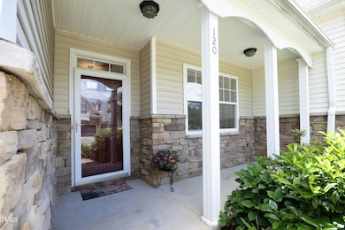 03FrontPorch