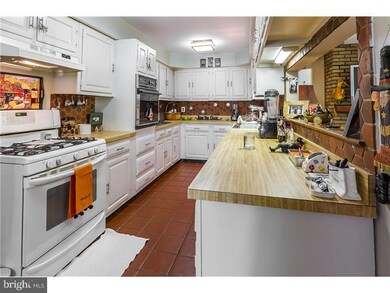 571 Kettle Run Rd, Marlton, NJ 08053 - photo 6