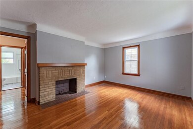 19513 Mohican Ave, Cleveland, OH 44119 - photo 4