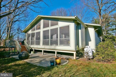 401 Troy Ct SE, Vienna, VA 22180 - photo 2