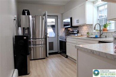 278 E Elm St, Allentown, PA 18109 - photo 6