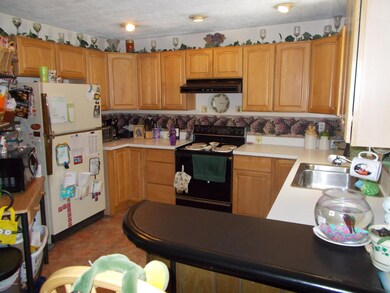 269 Tanite Rd, Stroudsburg, PA 18360 - photo 3