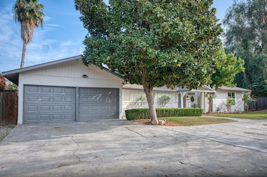4750 N Palm Ave, Fresno, CA 93704 - photo 4