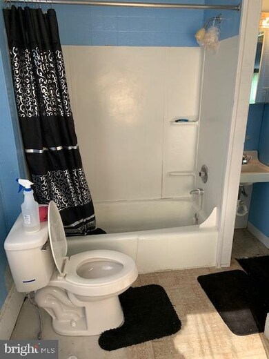 218 S 3rd St, Reading, PA 19602 - photo 3