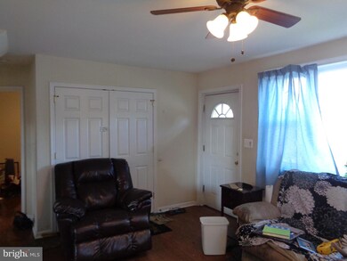 135 Hazel Ave, Halethorpe, MD 21227 - photo 3