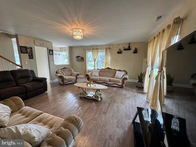 100 Wyndmoor Dr, East Windsor, NJ 08520 - photo 5