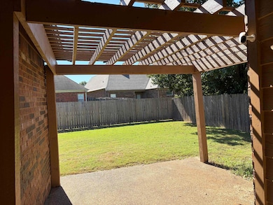 10189 Kay Oak Cove, Cordova, TN 38016 - photo 3