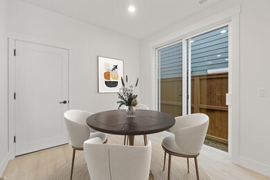 PT170-Parkside-M-Classic-DiningRoom