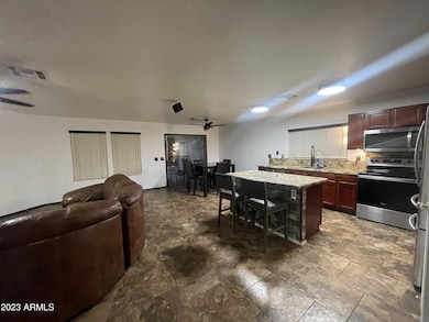 578 W Racine Loop, Casa Grande, AZ 85122 - photo 7