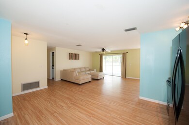 2712 Padden Ct-7