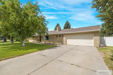 379 Mountain View Ave, Soda Springs, ID 83276 - photo 3