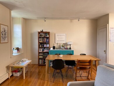 73 Montgomery St unit 4, Boston, MA 02116 - photo 2