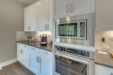 2089 NW Lobinie Ct, Bend, OR 97703 - photo 5