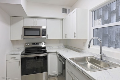 2590 1st St unit 105, Fort Myers, FL 33901 - photo 5