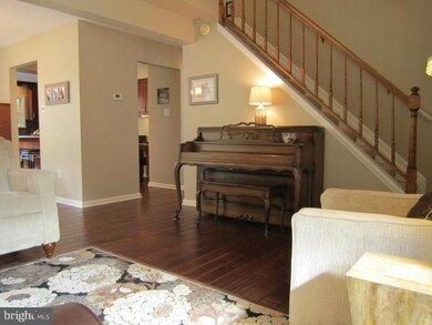 6842 Littlewood Ct, Sykesville, MD 21784 - photo 3