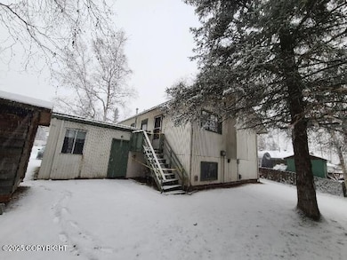 5318 Caribou Ave, Anchorage, AK 99508 - photo 3