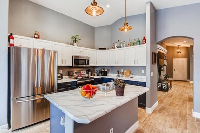 3235 W Sunland Ave Phoenix AZ-large-010-