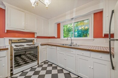 146 Acton Rd, Chelmsford, MA 01824 - photo 4