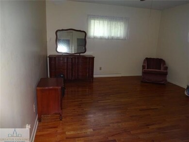 unlisted-address, Lansing, MI 48910 - photo 5