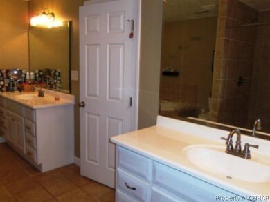 10389 Robins Nest Ln, Gloucester, VA 23061 - photo 7