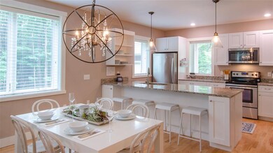 189 Hartness Way unit 5330, Hartford, VT 05001 - photo 6