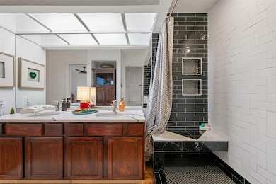 8200 Neely Dr unit 237, Austin, TX 78759 - photo 3