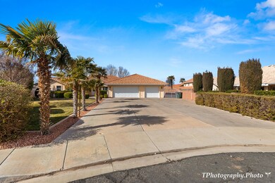 4-Extra Long Driveway & RV Parking