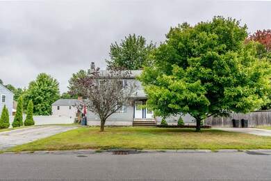 6 Tiger Tail Cir unit Right, Derry, NH 03038 - photo 5
