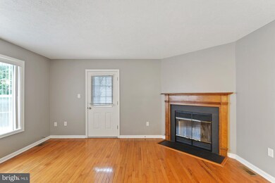 114 Gateway Dr unit 9, Newark, DE 19711 - photo 3