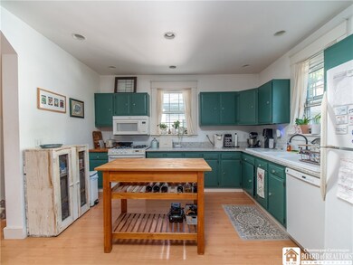 740 Deer St, Dunkirk, NY 14048 - photo 3