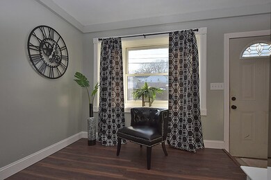 21 Capron St, West Warwick, RI 02893 - photo 3