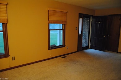 227 Persimmon Cir, Statesville, NC 28625 - photo 7