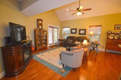 502 Fox Run Cir, Brunswick, GA 31525 - photo 7