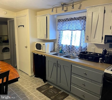 1024 Warm Spring Rd unit 64, Chambersburg, PA 17202 - photo 5