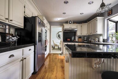 Kitchen with ample Cabinets