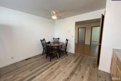 726 S 31st St unit 2 - Upper Unit, Lafayette, IN 47904 - photo 2