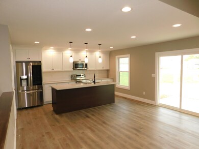 333 Miami Erie Cir, Saint Marys, OH 45885 - photo 5