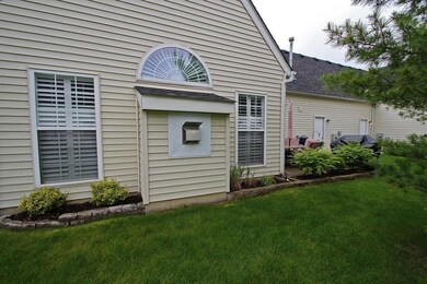 8705 Lazelle Commons (6)