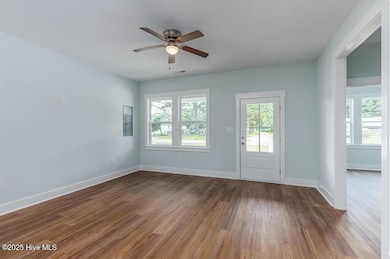 327 Buck Ln, Vanceboro, NC 28586 - photo 4