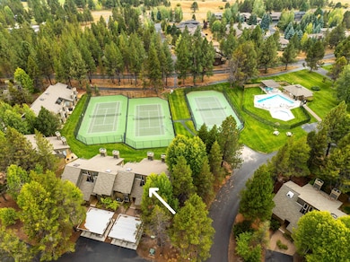 17709 Lake Aspen Ct unit 14, Sunriver, OR 97707 - photo 3