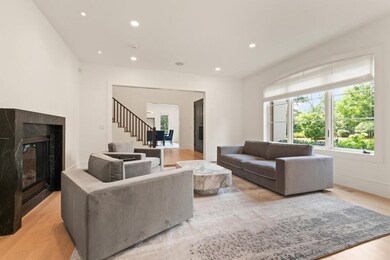 275 Brookline St, Newton Center, MA 02459 - photo 5