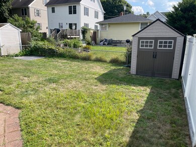 8 Wampum Ave, Waltham, MA 02451 - photo 3