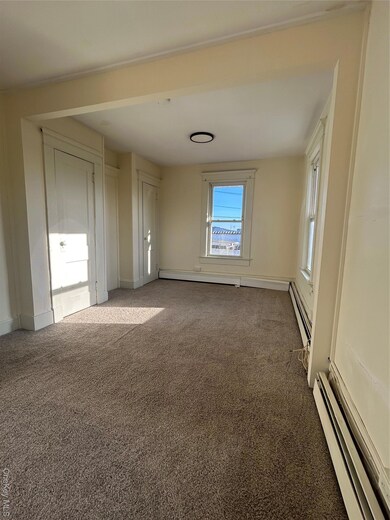 25 Auburn Ave unit 2, Bay Shore, NY 11706 - photo 6
