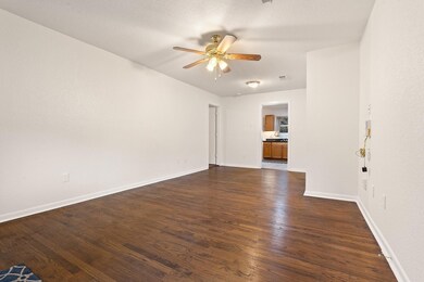 1241 Clarice St, Grand Prairie, TX 75051 - photo 6