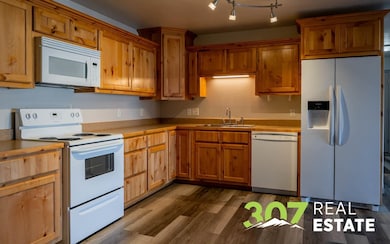 2850 Kent Ave unit E-14, Cody, WY 82414 - photo 2