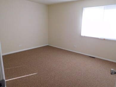 17651 Pheasant Ln, Country Club Hills, IL 60478 - photo 5