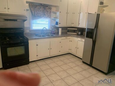 1301 Sylvia St, Houma, LA 70363 - photo 4