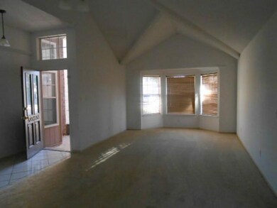 367 Roslyn Dr, Horizon City, TX 79928 - photo 4