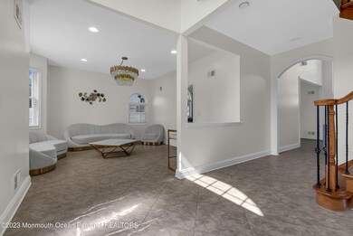 1607 Holbrook St, Oakhurst, NJ 07755 - photo 4