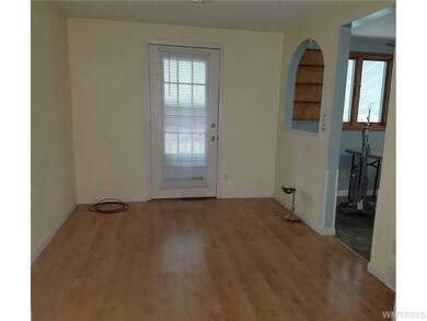 Dining Room. Dining room has update  pergo  type f